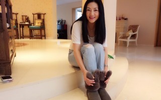 程晓玥妈妈，程晓玥妈妈迪奥公司