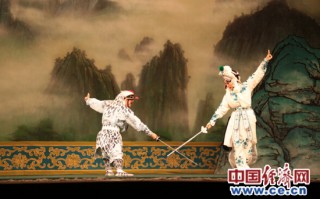 锁麟囊经典唱段张火丁，锁麟囊经典唱段张火丁唱段合集